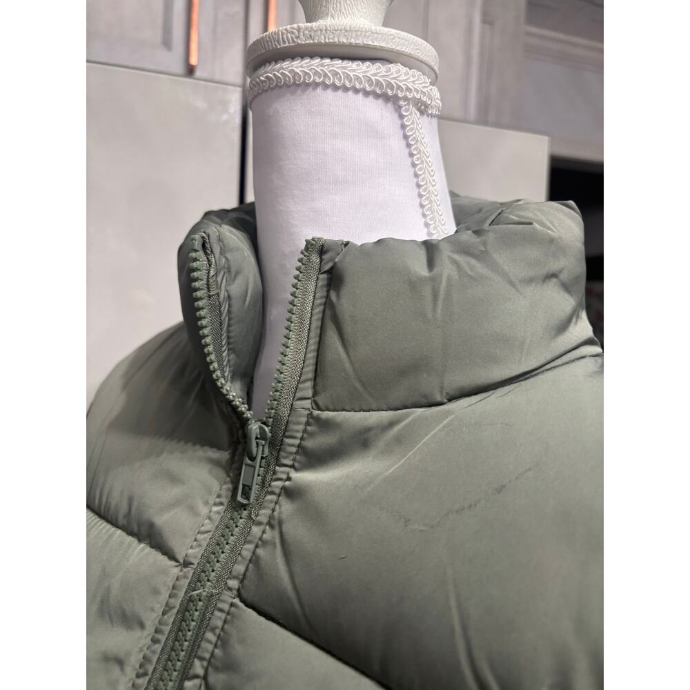 Forever 21 channel stitched puffer jacket camo green medium W. Streetwear preppy - Picture 6 of 9